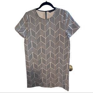 Zara Straight Short-Sleeved Dress